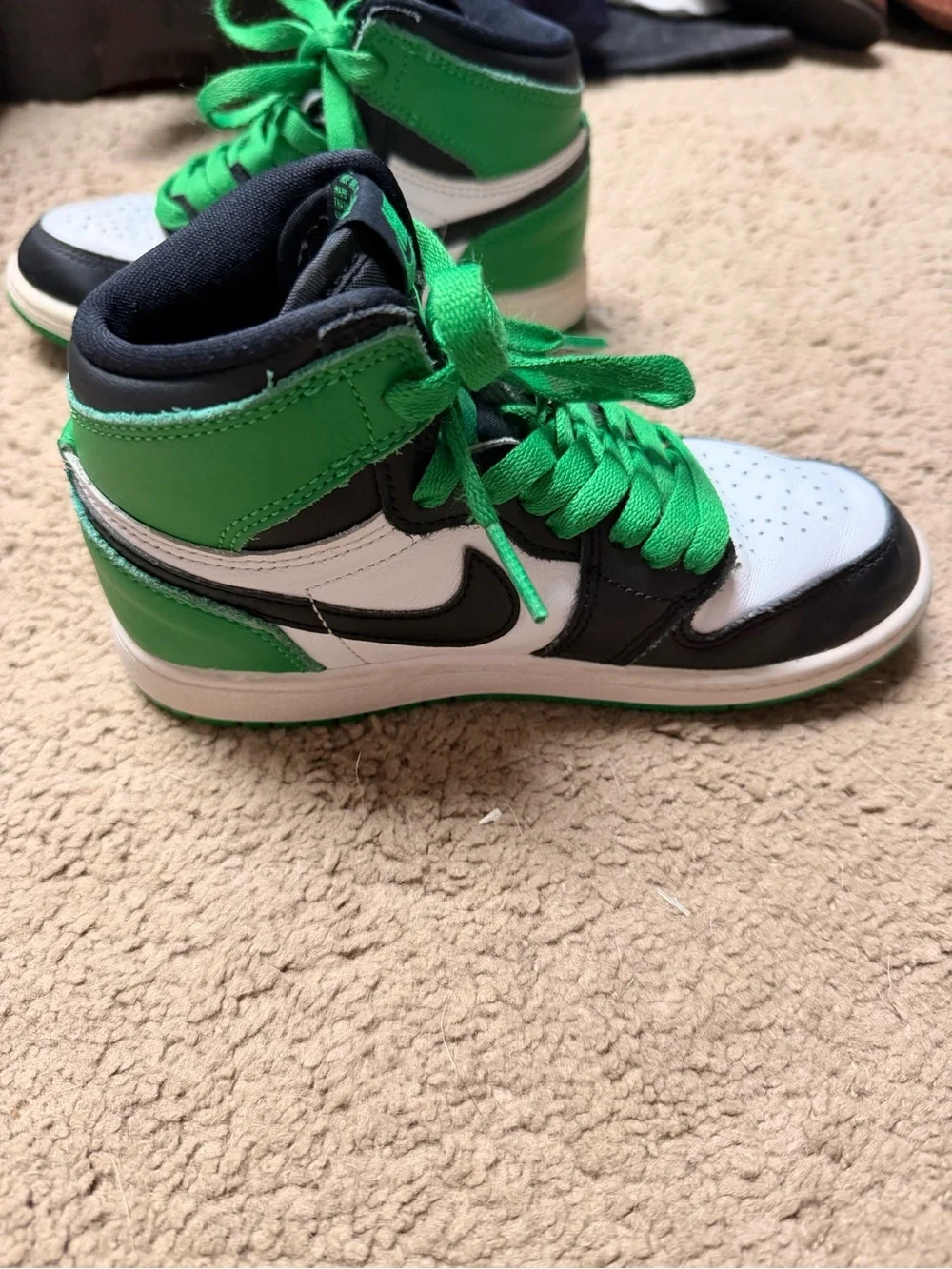 Nike Kids High-Top Sneakers in Black, White & Green